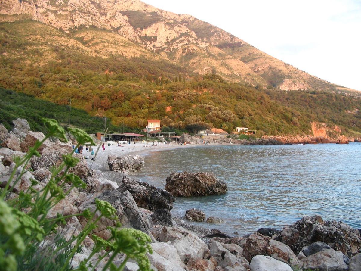 Rezevici Boutique Villa Petrovac Exterior photo